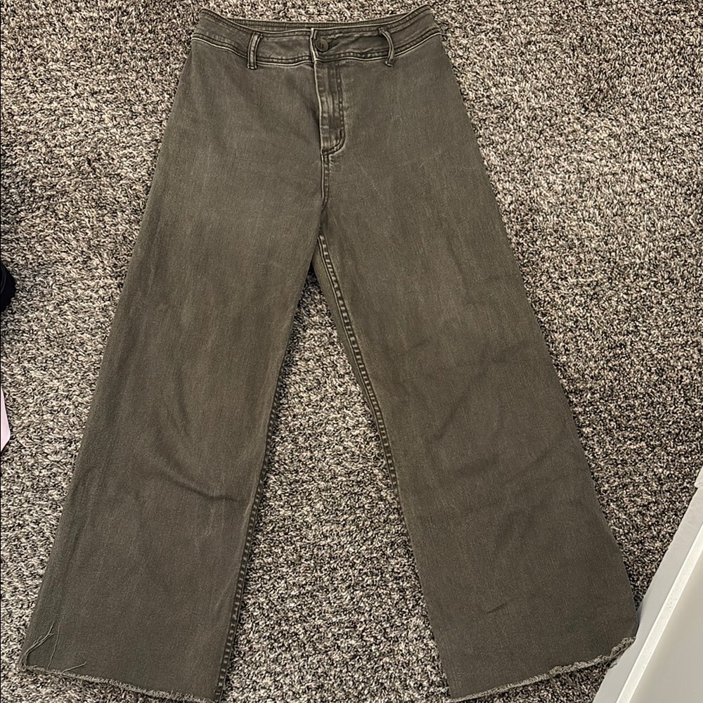 Women's Wide-Leg Jeans in Olive Green